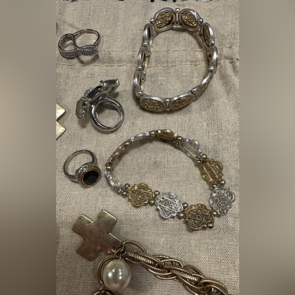 Lot of Gold and Silver Jewelry Collection 11 Piece - Picture 3 of 8